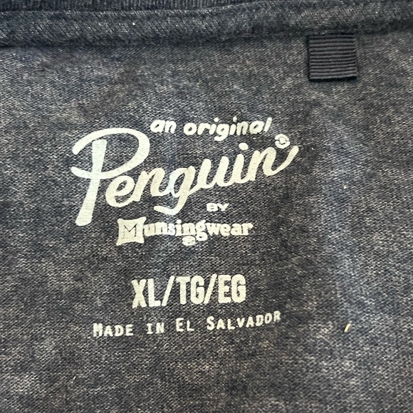 Penguin Tshirt - Picture 5 of 5